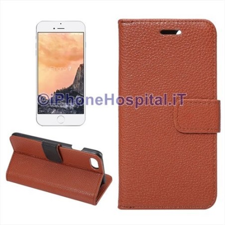 Capa horizontal com slot para cartões de crédito na cor marrom para iPhone 7 4,7" - 1